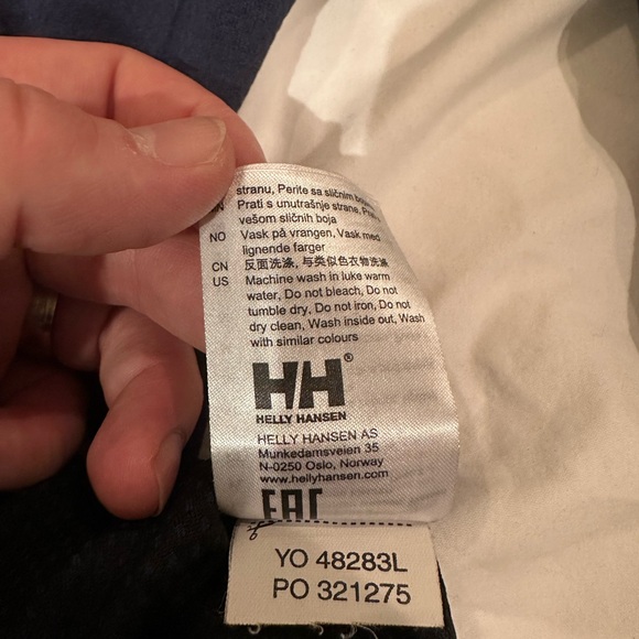 Helly Hansen base layer shirt - Picture 4 of 5